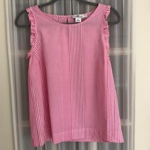 Vineyard Vines top